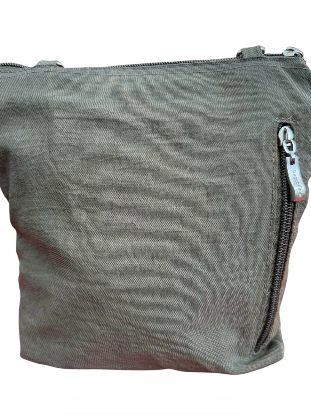 Baggallini Crossbody‎ Olive Green Nylon Lightweight Vacation Everyday travel Bag